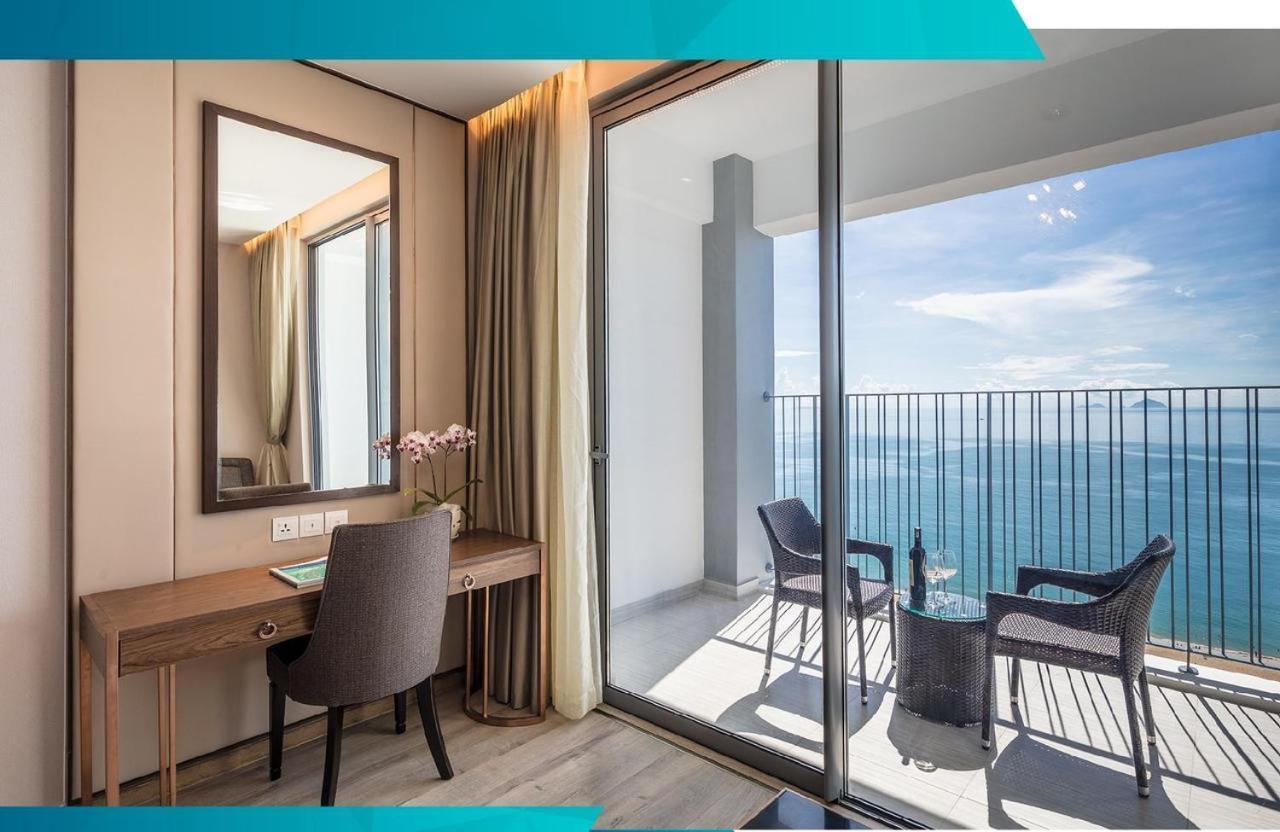 Panorama Central Nha Trang- Vietnam'S Highest Infinitive Rooftop Pool Buitenkant foto